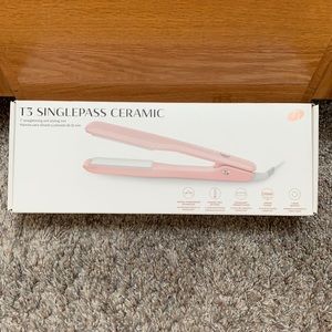Pink T3 Singlepass Ceramic 1” Straightening iron
